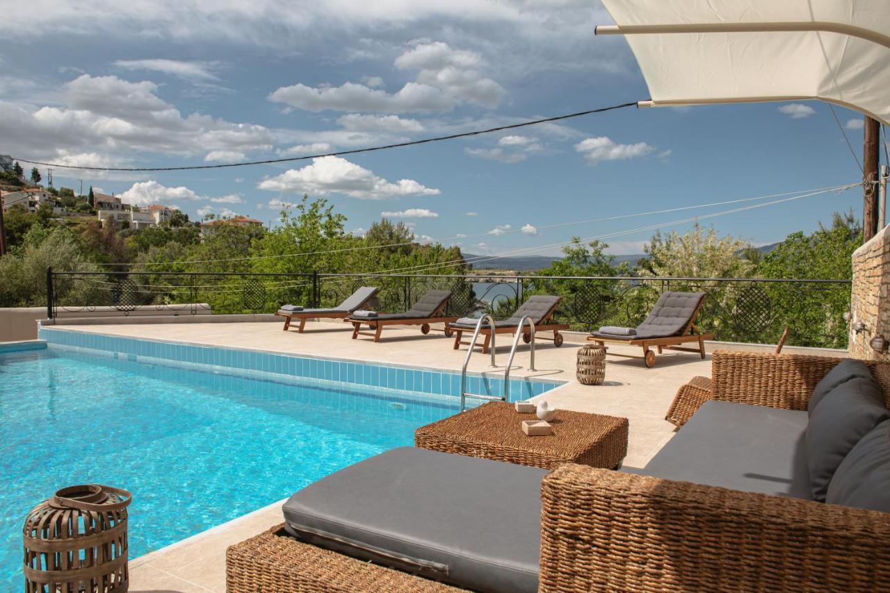 Nisovillas Volos Esterno foto