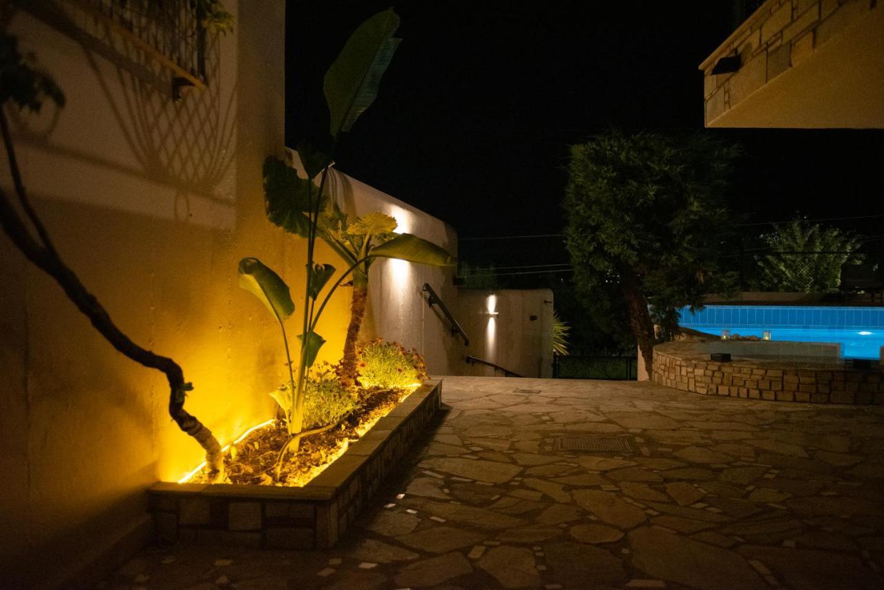 Nisovillas Volos Esterno foto